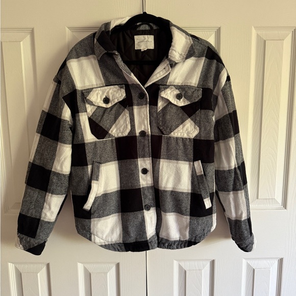 Aeropostale Black Quilted Jacket - Picture 2 of 5